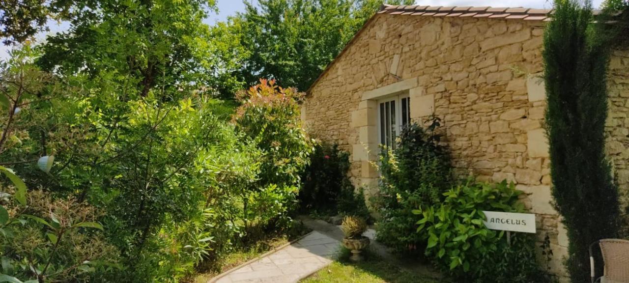 Le Clos Reaud Bed & Breakfast